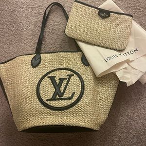 Louis Vuitton AAA